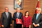Hayırseverler Ortaokulu’na 1 tuğla da Tetik’den