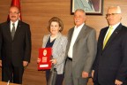 Hayırseverler Ortaokulu’na 1 tuğla da Konyalıoğlu’ndan