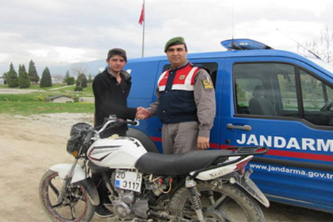 Motosikletine kavuştu