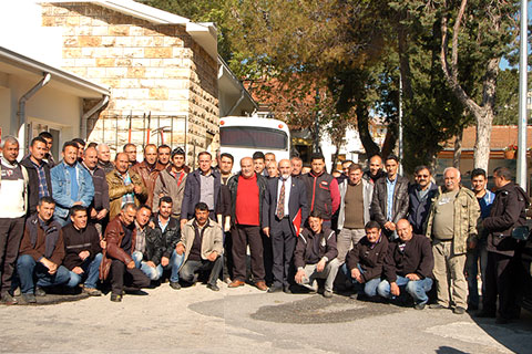 Karayolları işçileri grevde