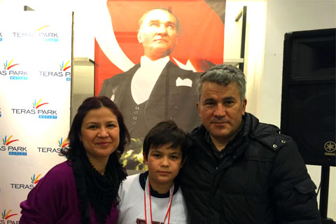 PEV’li Emre satrancın şampiyonu