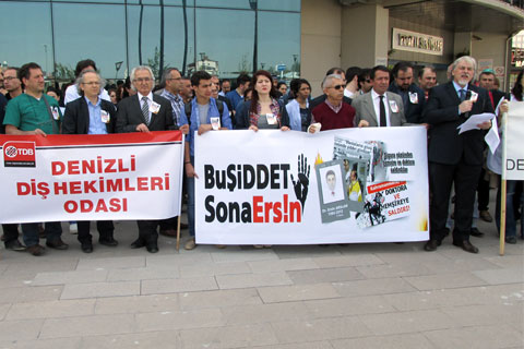 Sağlıkta şiddeti protesto ettiler!