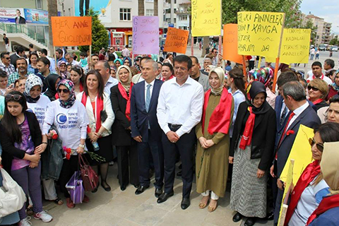 AK Parti’den Anneler Günü etkinliği
