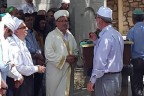 İmam, annesinin selasını verip, cenaze namazını kıldırdı