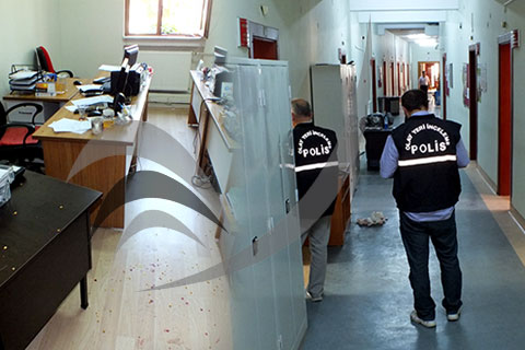 Kaymakamlıkta memurlar kavga etti, 1 yaralı