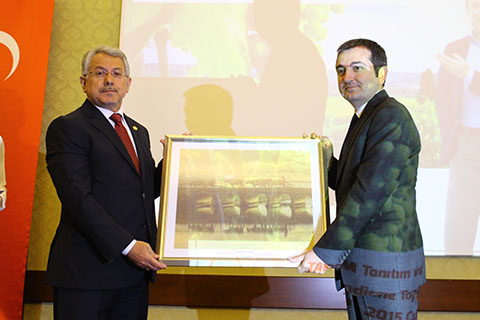 “Tarım gönüllüsü olarak sizinle birlikteyim”