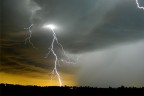 Meteorolojiden kuvvetli yağış uyarısı