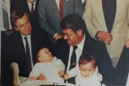 Özal, Özer Ailesi’ne damat oluyor
