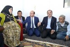 Yaşlılarla el ele verildi