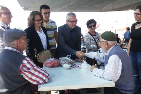 Vatan adayları halkın arasında