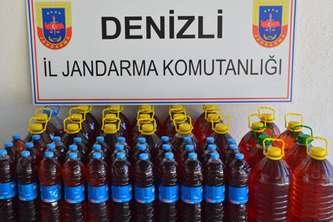 Bekilli’de 174 litre kaçak şarap ele geçirildi