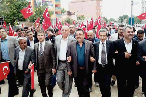 MHP’li adaylar Kale’ye çıkarma yaptı