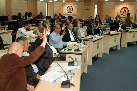 Evlenene doğum yapana hediye var