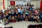 BAŞKAN ÖĞRENCİLERE KUR’AN HEDİYE ETTİ