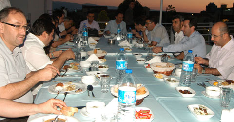 denizli-servergazi-iftar-ic-2