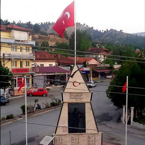 Kelekçi’deki Şehitler Anıtı’na bakım