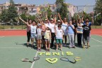Tenis kursuna yoğun ilgi