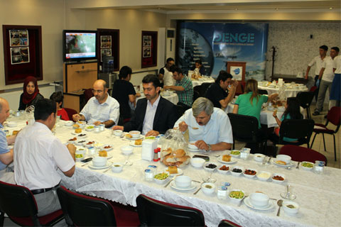 DENGE’den iftar yemeği