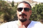 Galerici tabancayla kendini vurarak intihar etti