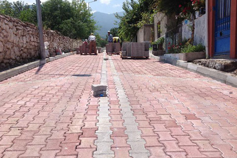 Honaz’da 22 mahalleye yol düzenlemesi