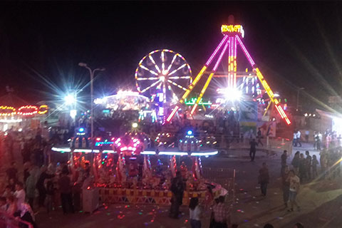 Denizli’de lunapark sessiz direniyor