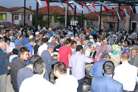 İFTAR ÇADIRI AVDAN’A KURULDU