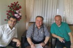 Onlar da bahçesini bağışladı