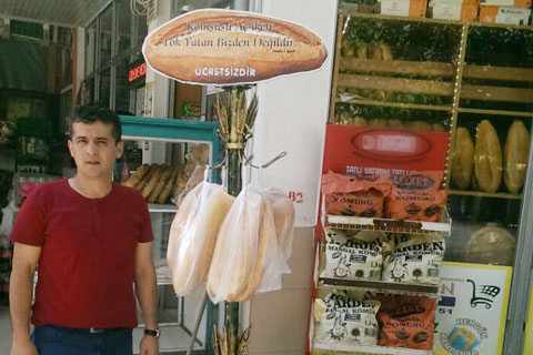 Ekmek askısıyla yardımlaşma