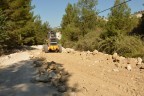 Emecik’e 3 kilometrelik asfalt yol