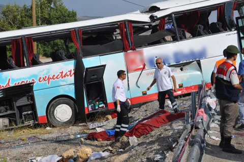 Ölen turistlerin kimlikleri belirlendi