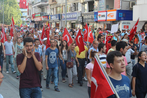 TGB’den şehide saygı yürüyüşü