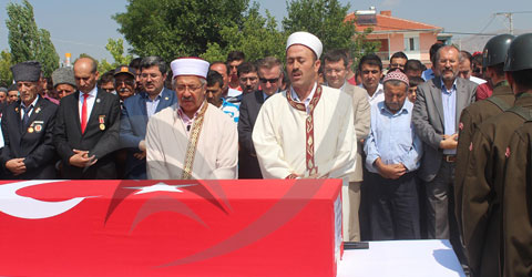 denizli-uzman-cavus-hüseyin-salman-defnedildi-ic-1