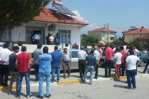 O evden feryatlar yükseliyor