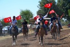 Tavas’ta atlar zafere koştu
