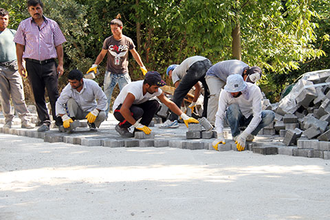 HİSAR VE KADILAR’DA PARKE TAŞI DÖŞENİYOR