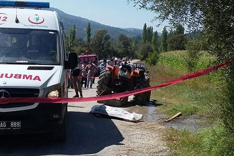 Acıpayam’da traktör kazası: 1 ölü