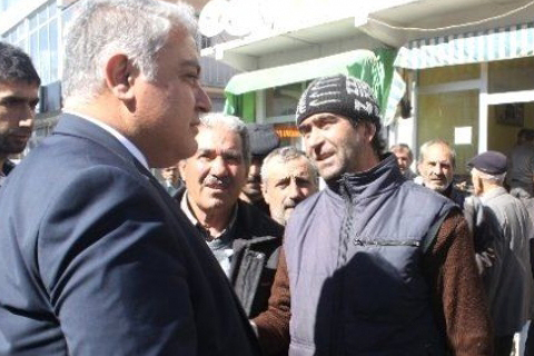 Acıpayam’lı doktor evinde ölü bulundu