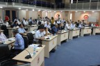 Sokak arasında kurbanlık tartışıldı