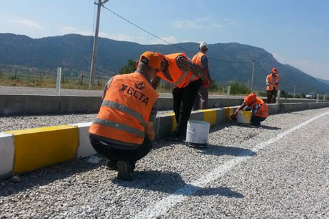Çameli çevre yolu sarı-beyaz boyandı