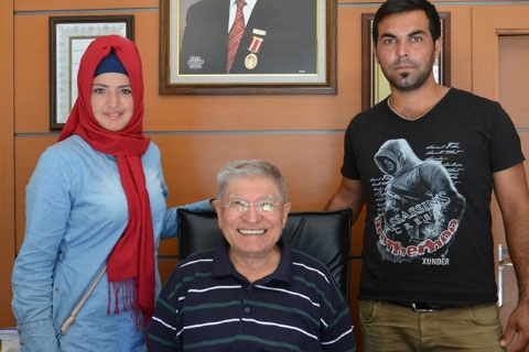 Düğünlerini Kameroğlu yapacak