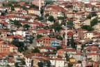 Evi kim aldı?