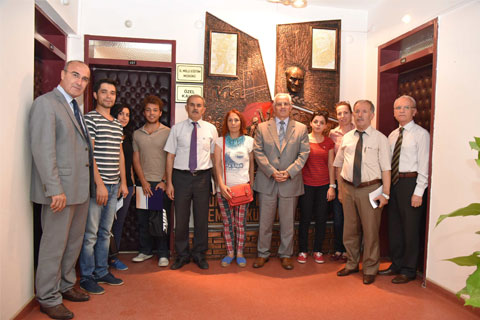 Çiçeği burnunda öğretmenler geldi