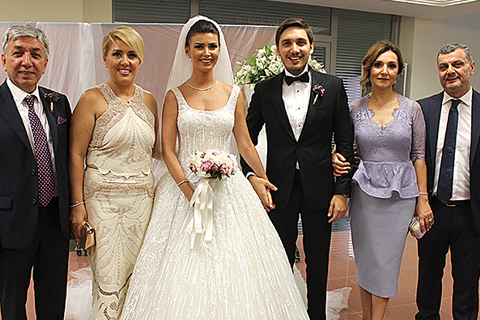 Denizli, Seçkiner ve Kımıl ailelerinin nikahında buluştu