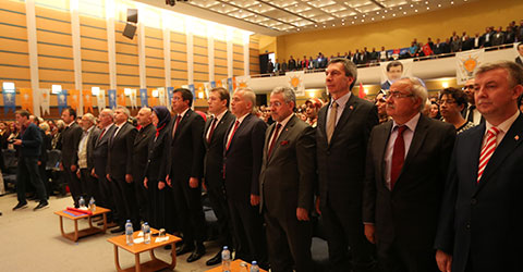 denizli-ak-parti-ekonomi-bakani-nihat-zeybekci-birlik-mesaji-ic-1