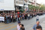 Katliamı protesto ettiler