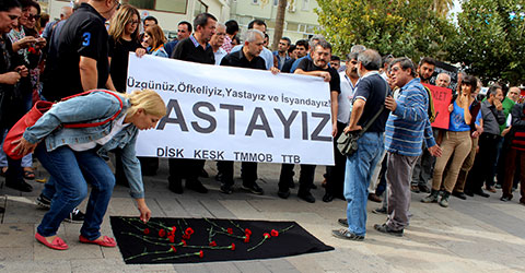 denizli-ankarada-yasanan-patlamayi-protesto-etti-ic-1