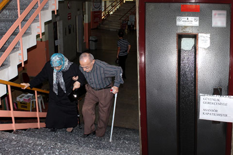 Özel İdare İşhanı’nda çile bitmiyor