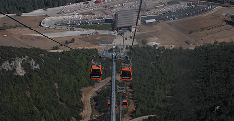 denizli-teleferik-bagbasi-yayla-tesisi-teleferik-ile-yarisiyor-ic-6