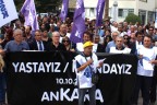 Katliamı protesto ettiler