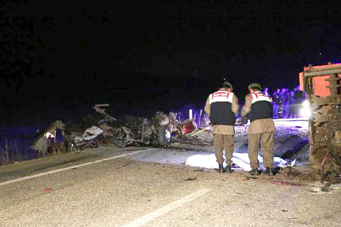 Acıpayam’da trafik kazası: 2 ölü